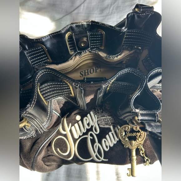 Juicy Couture Black Suede Logo Shoulder Bag - Picture 4 of 6